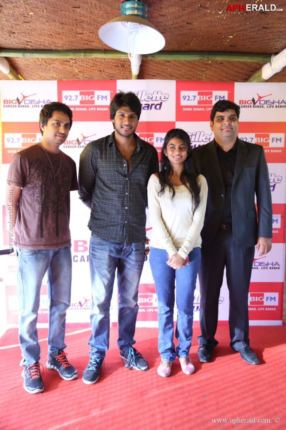 92.7 Big FM Gillete Guard Big Disha Event