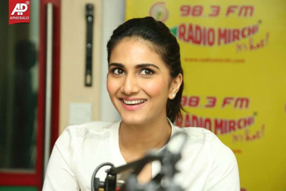 Aaha Kalyanam Team at Radio Mirchi