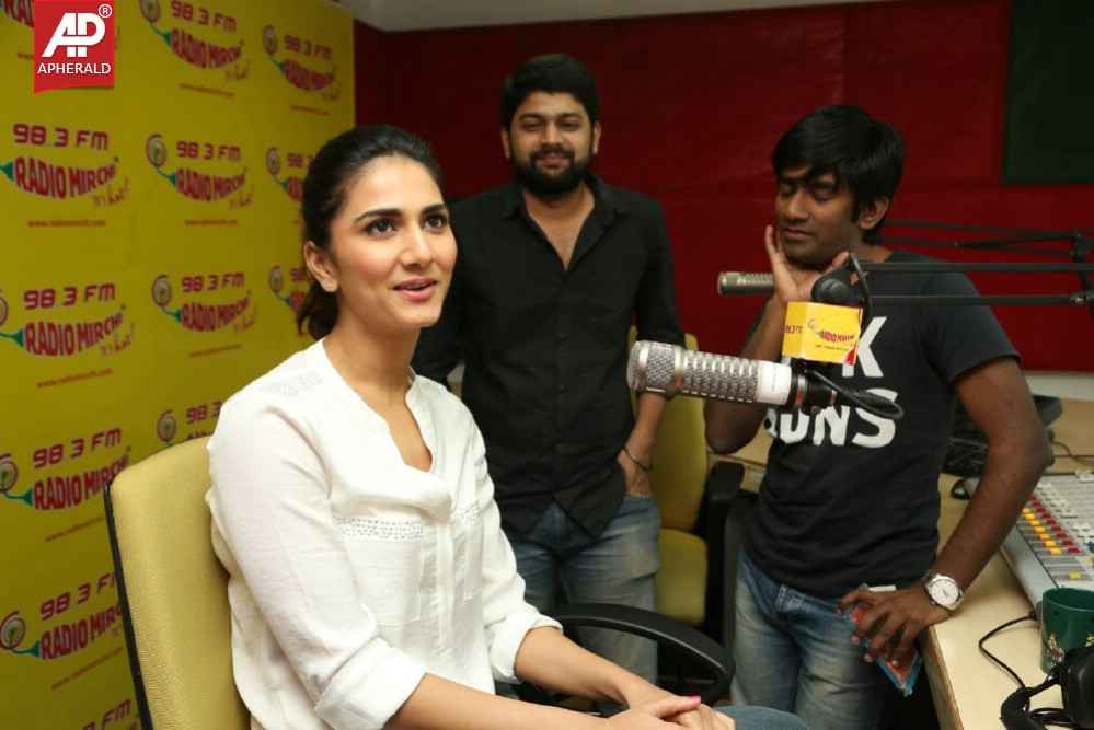 Aaha Kalyanam Team at Radio Mirchi