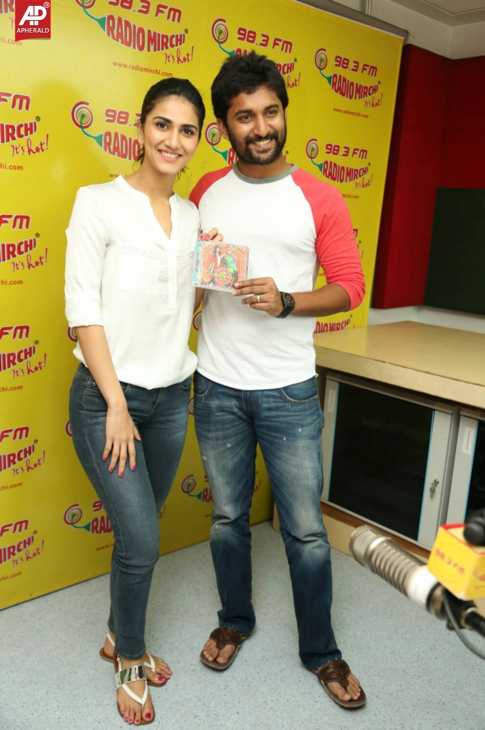 Aaha Kalyanam Team at Radio Mirchi
