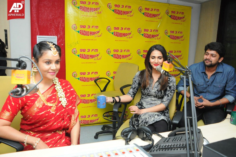 Aaha Kalyanam Team Hungama at Radio Mirchi