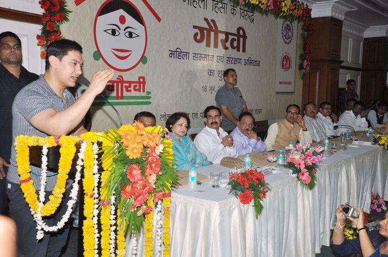 Aamir Khan At One Stop Crisis Centre Launch In Bhopal