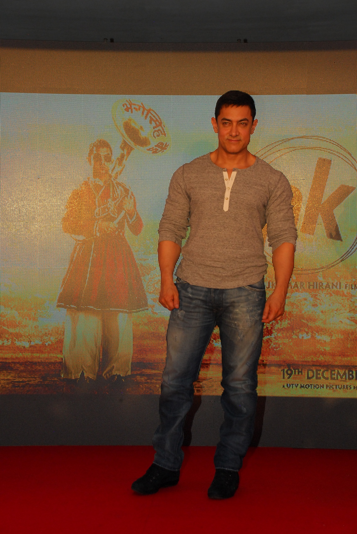 Aamir Khan Launches PK 2nd Poster