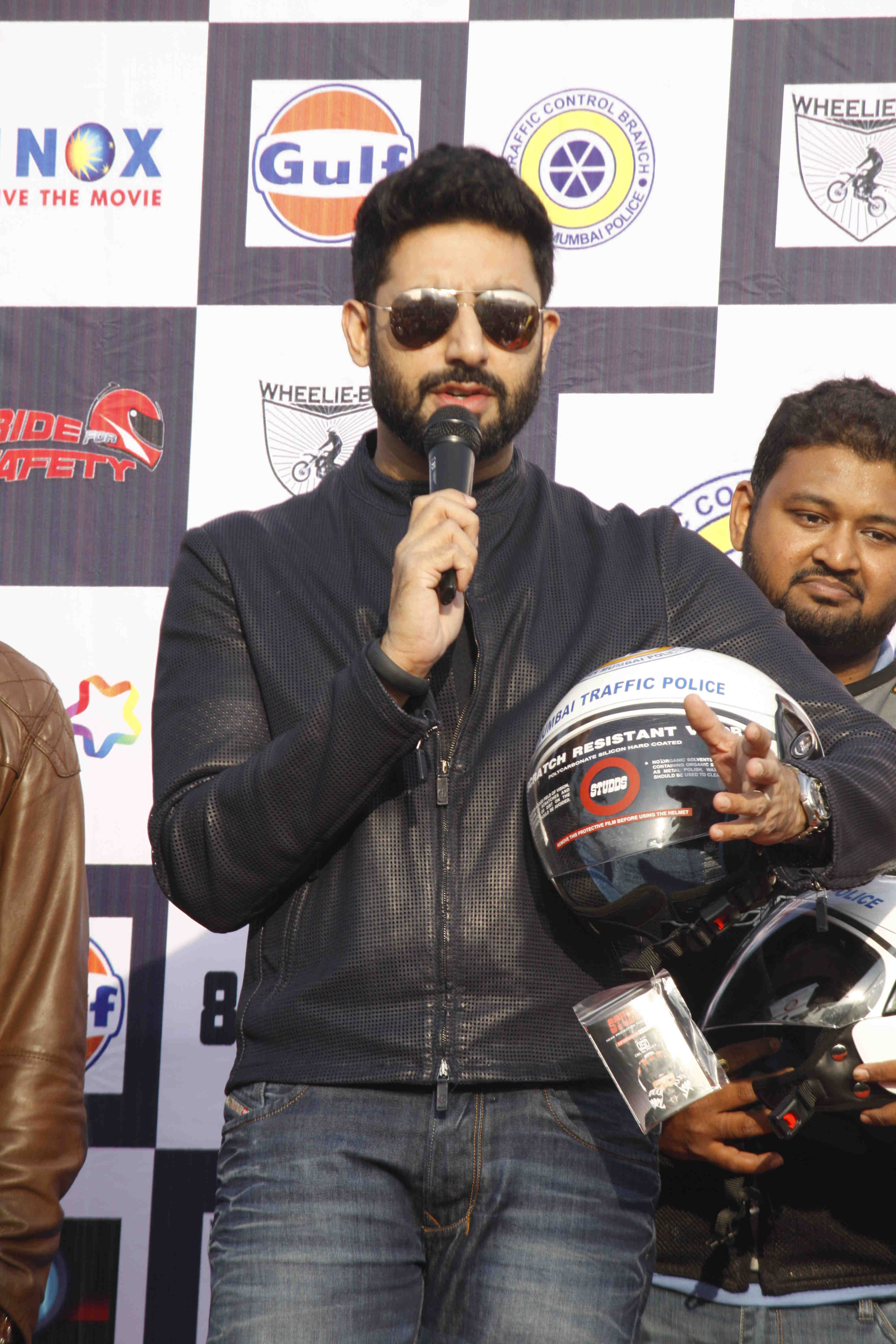 Abhishek Bachchan Flag Off Ride For Safety 2014 Event