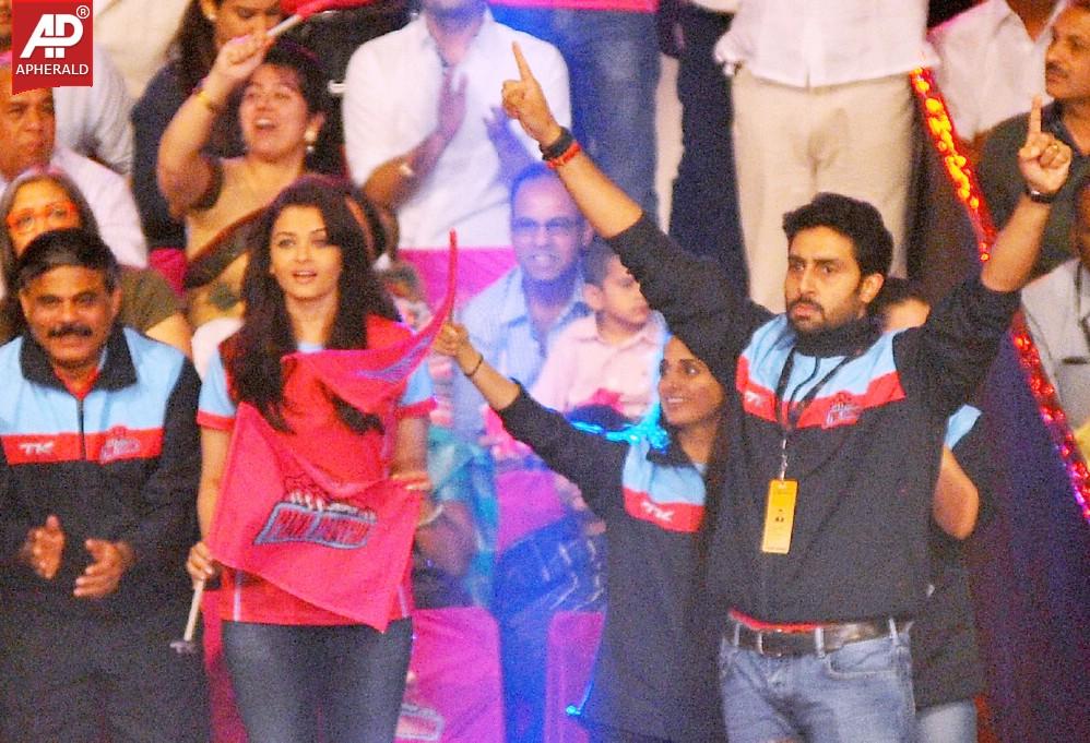 Aishwarya n Amitabh Cheer On Abhishek Bachchan's Kabbadi Team