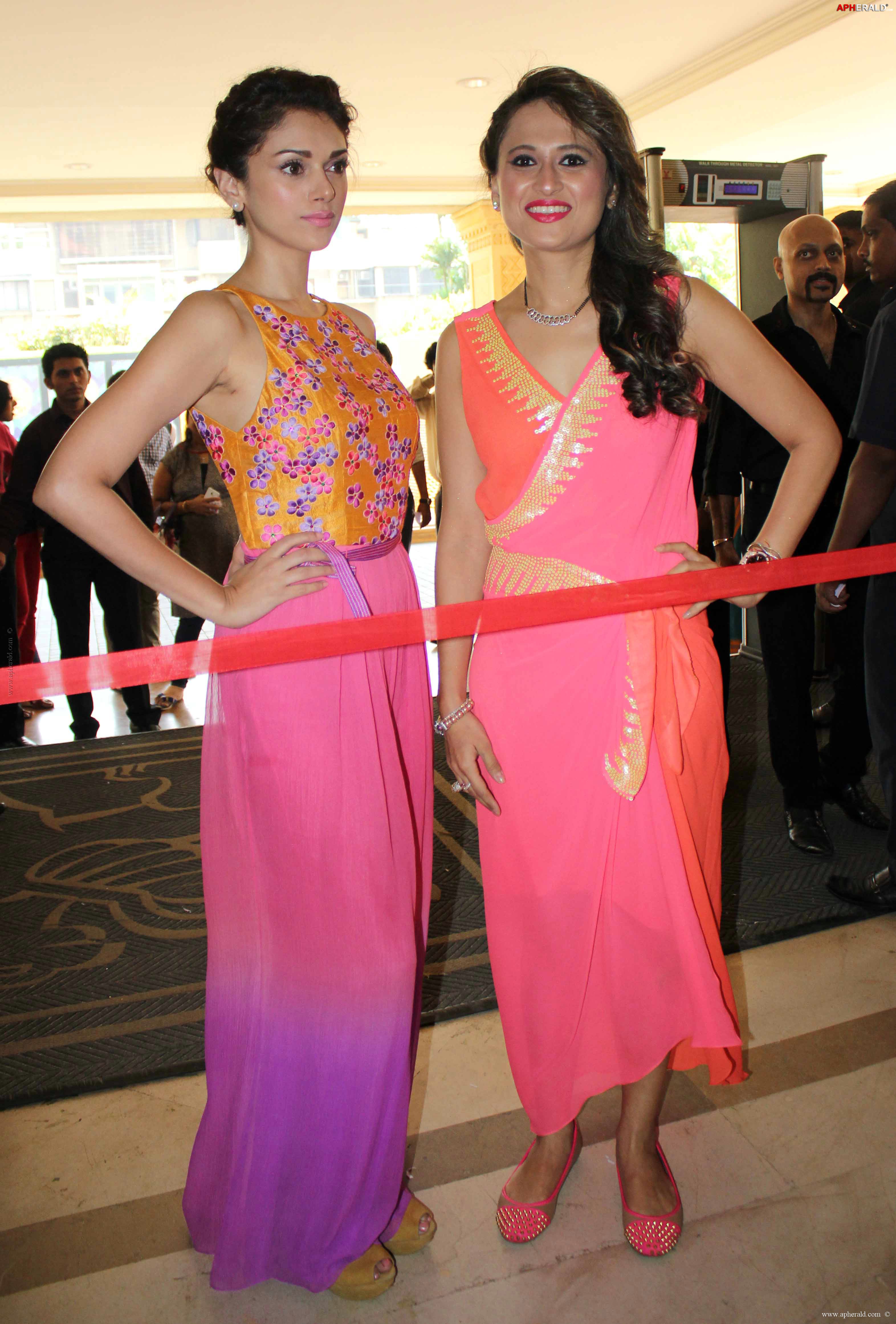 Aditi Rao at Glitter 2013 Inauguration