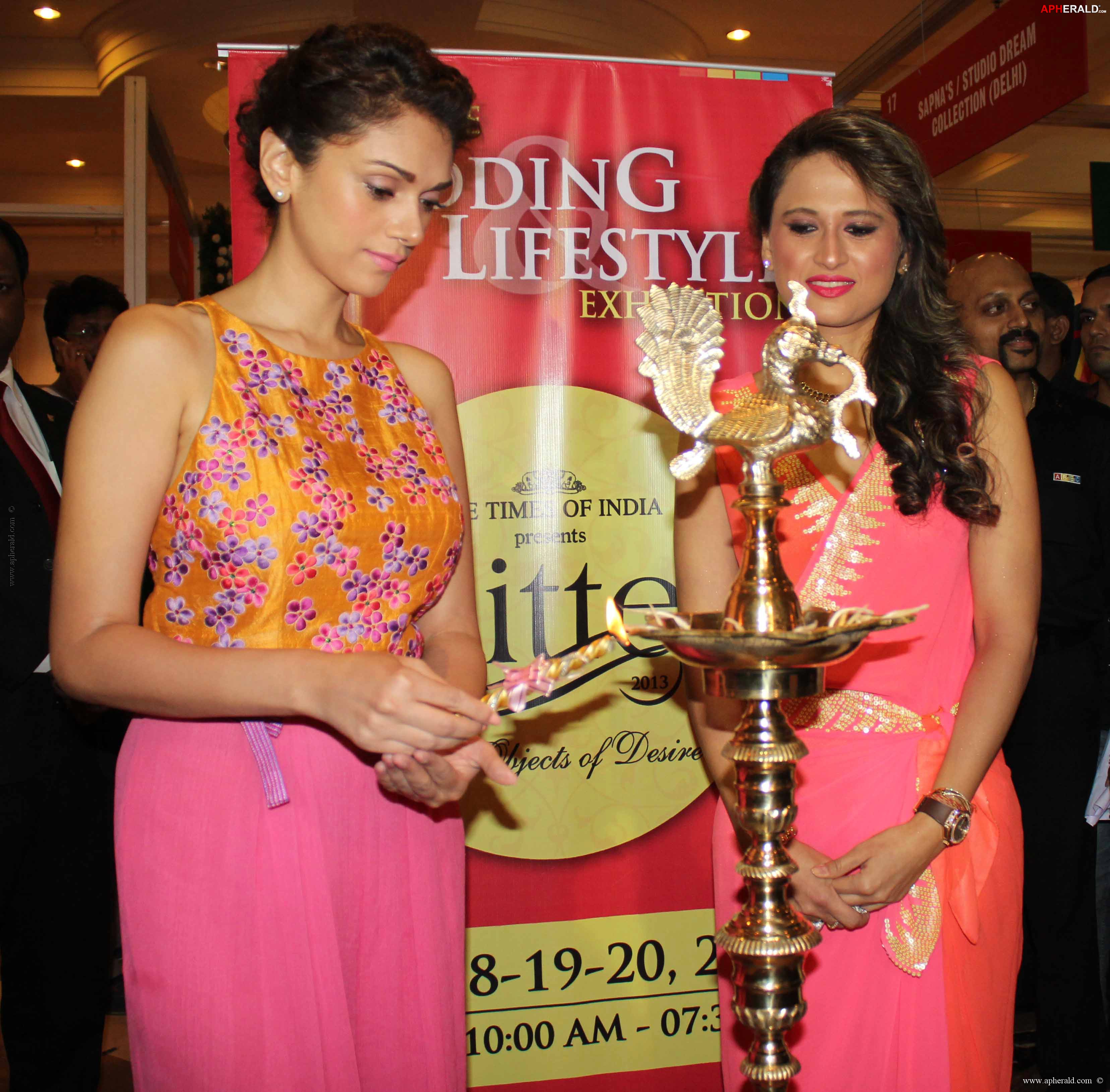 Aditi Rao at Glitter 2013 Inauguration