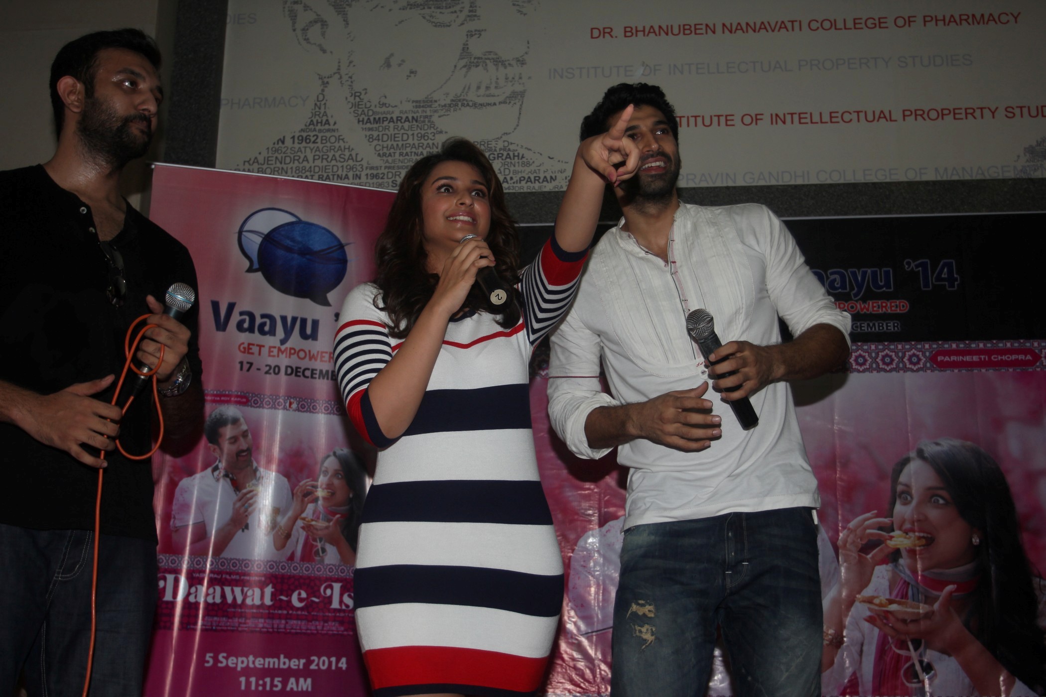 Aditya Kapur and Pareeniti Chopra Kick Start At NMIMS College Festival