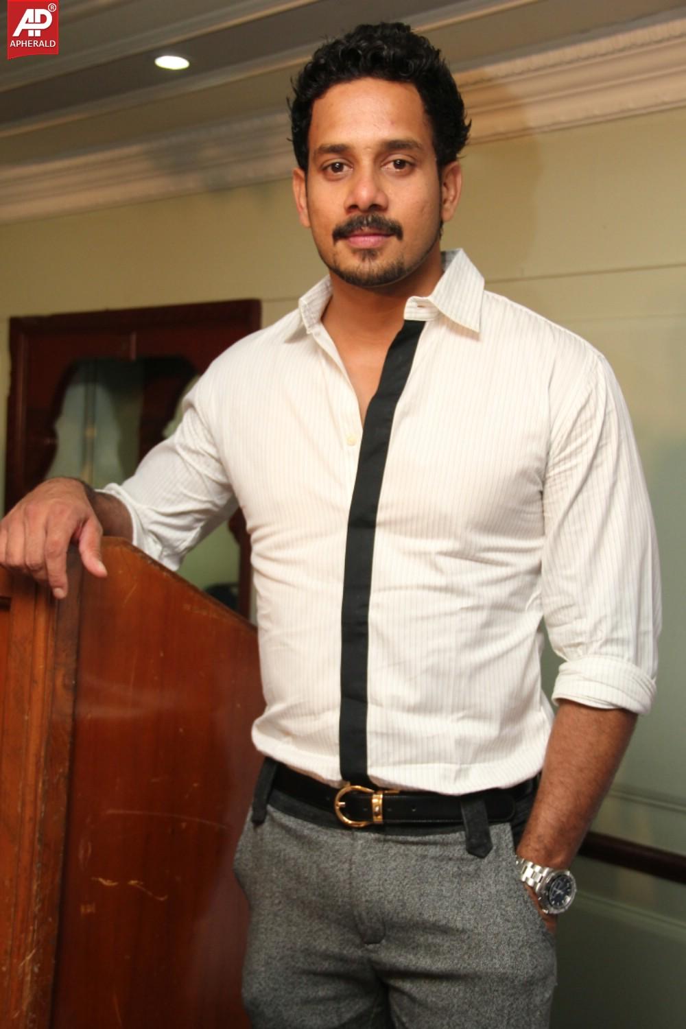 Aindhaam Thalaimurai Sidha Vaidhiya Sigamani Press Meet Pics