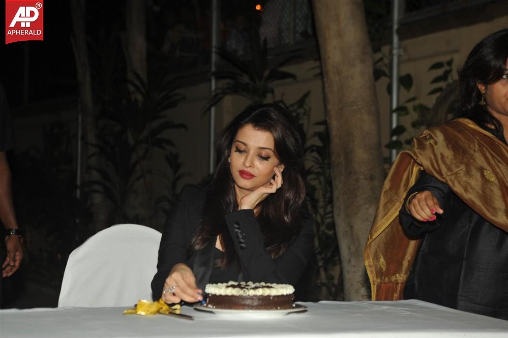 Aishwarya Rai Bachchan 41st Birthday Celebrations