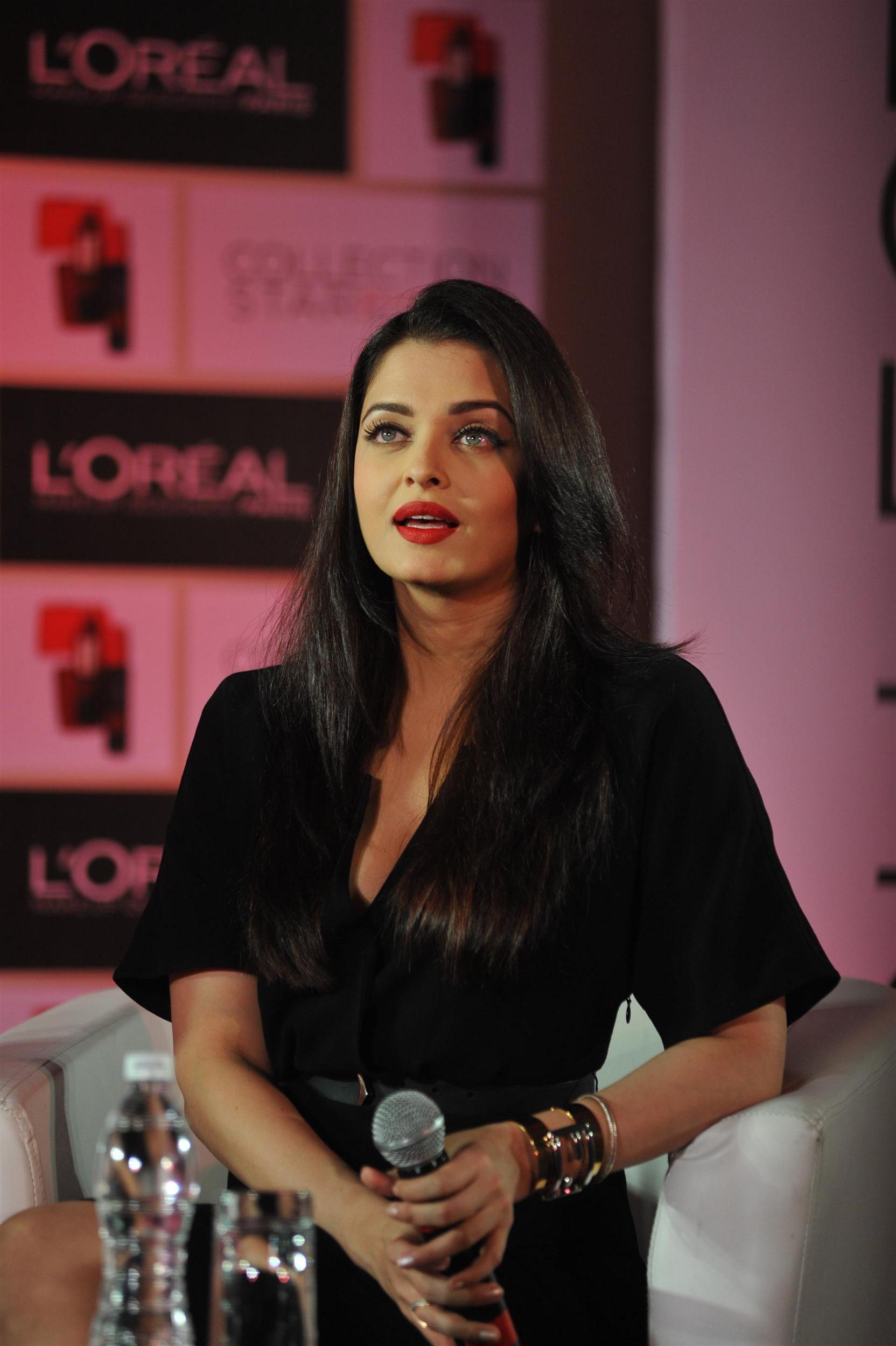 Aishwarya Rai Launch Loreal Pure Reds Collection of Lipsticks