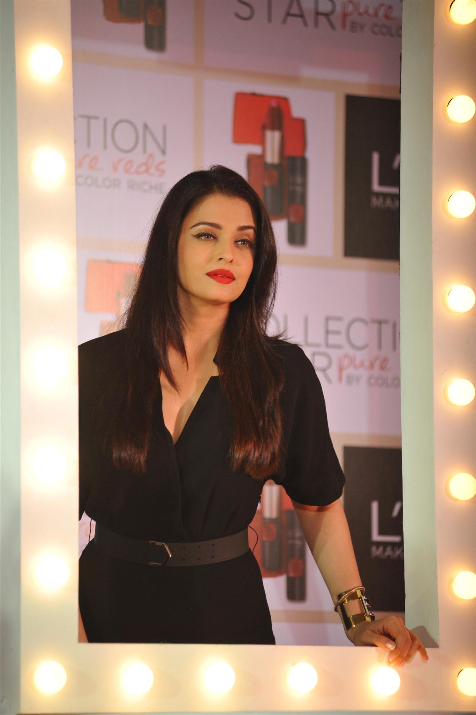 Aishwarya Rai Launch Loreal Pure Reds Collection of Lipsticks