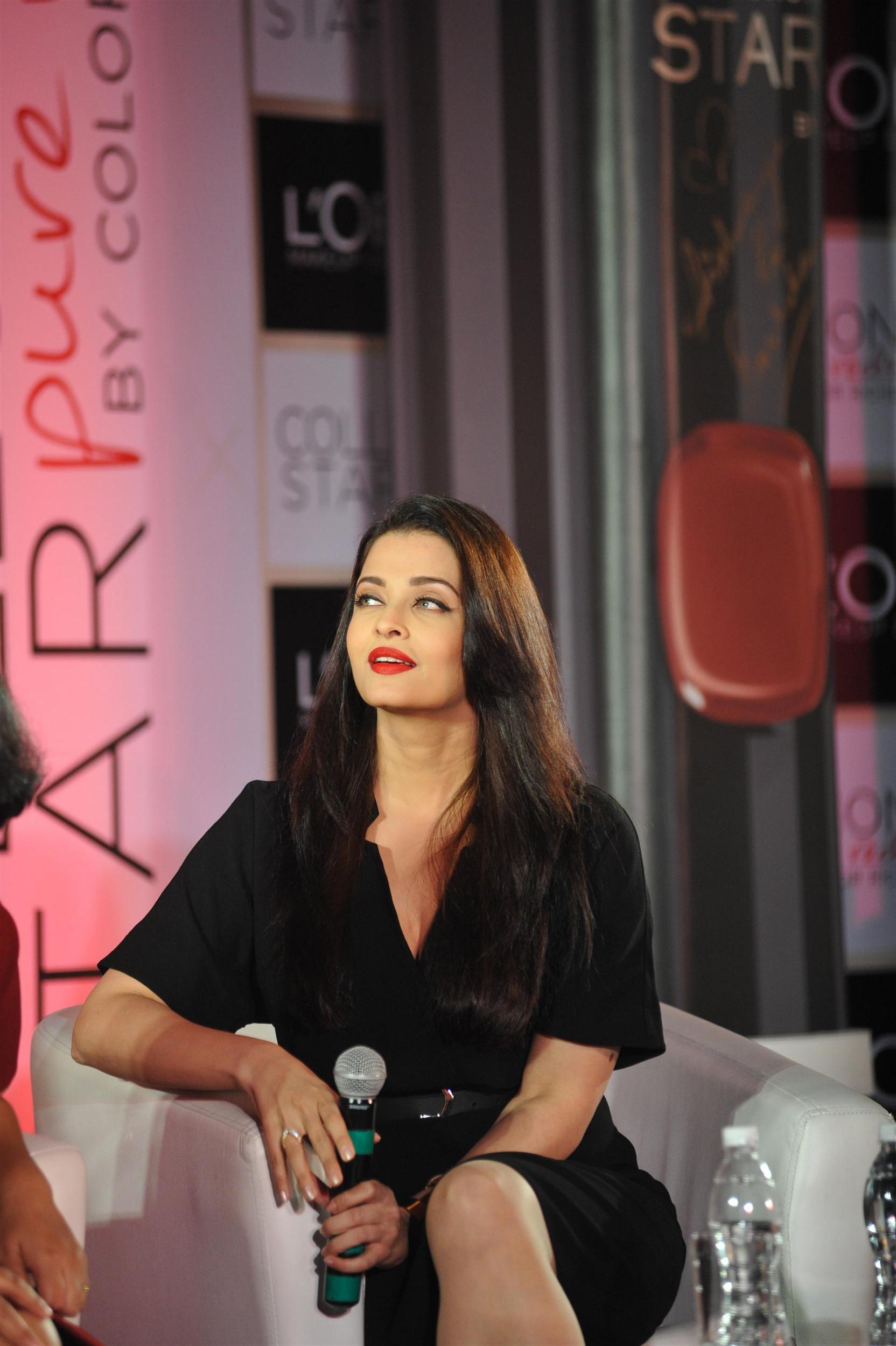 Aishwarya Rai Launch Loreal Pure Reds Collection of Lipsticks