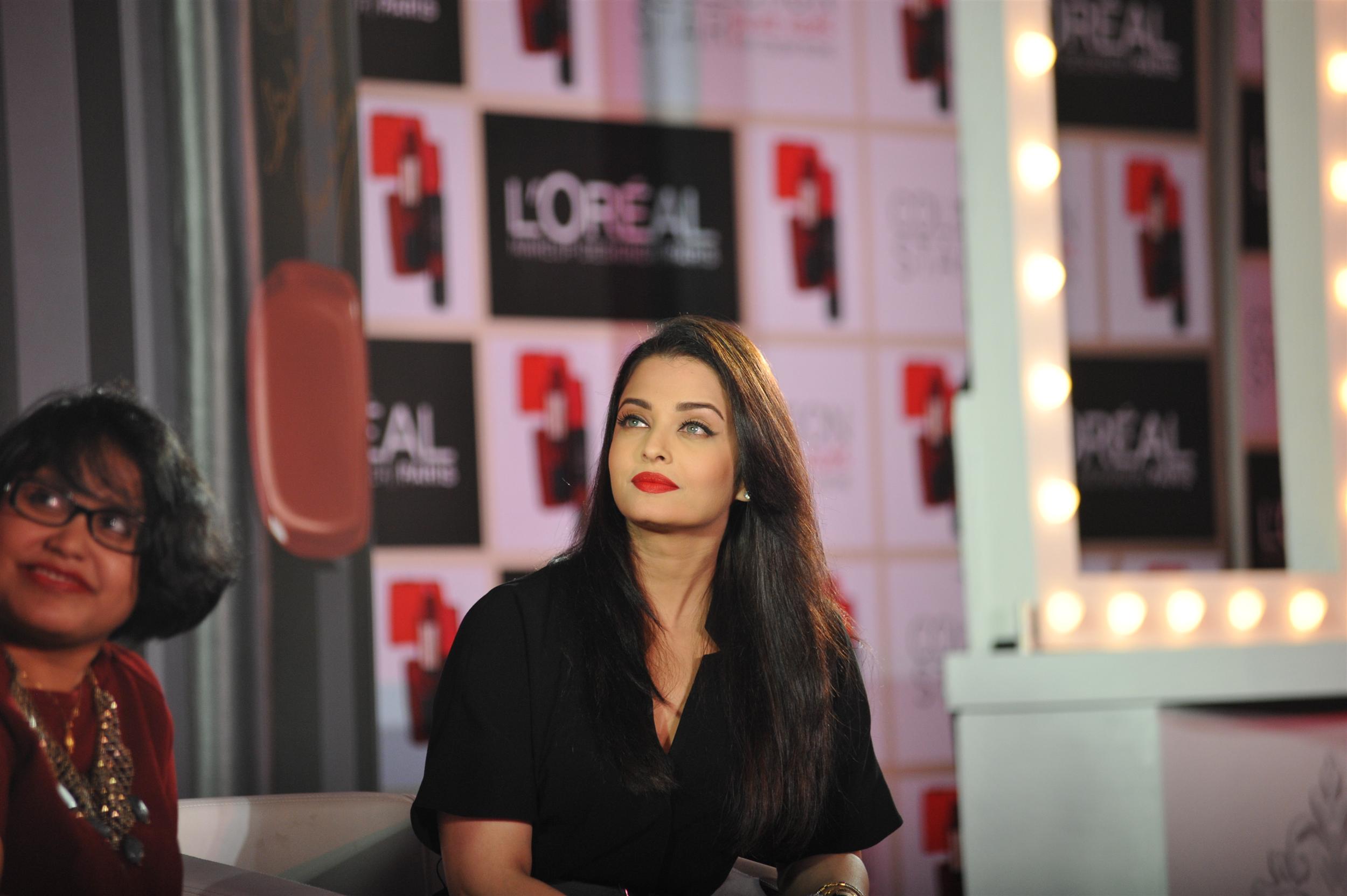 Aishwarya Rai Launch Loreal Pure Reds Collection of Lipsticks