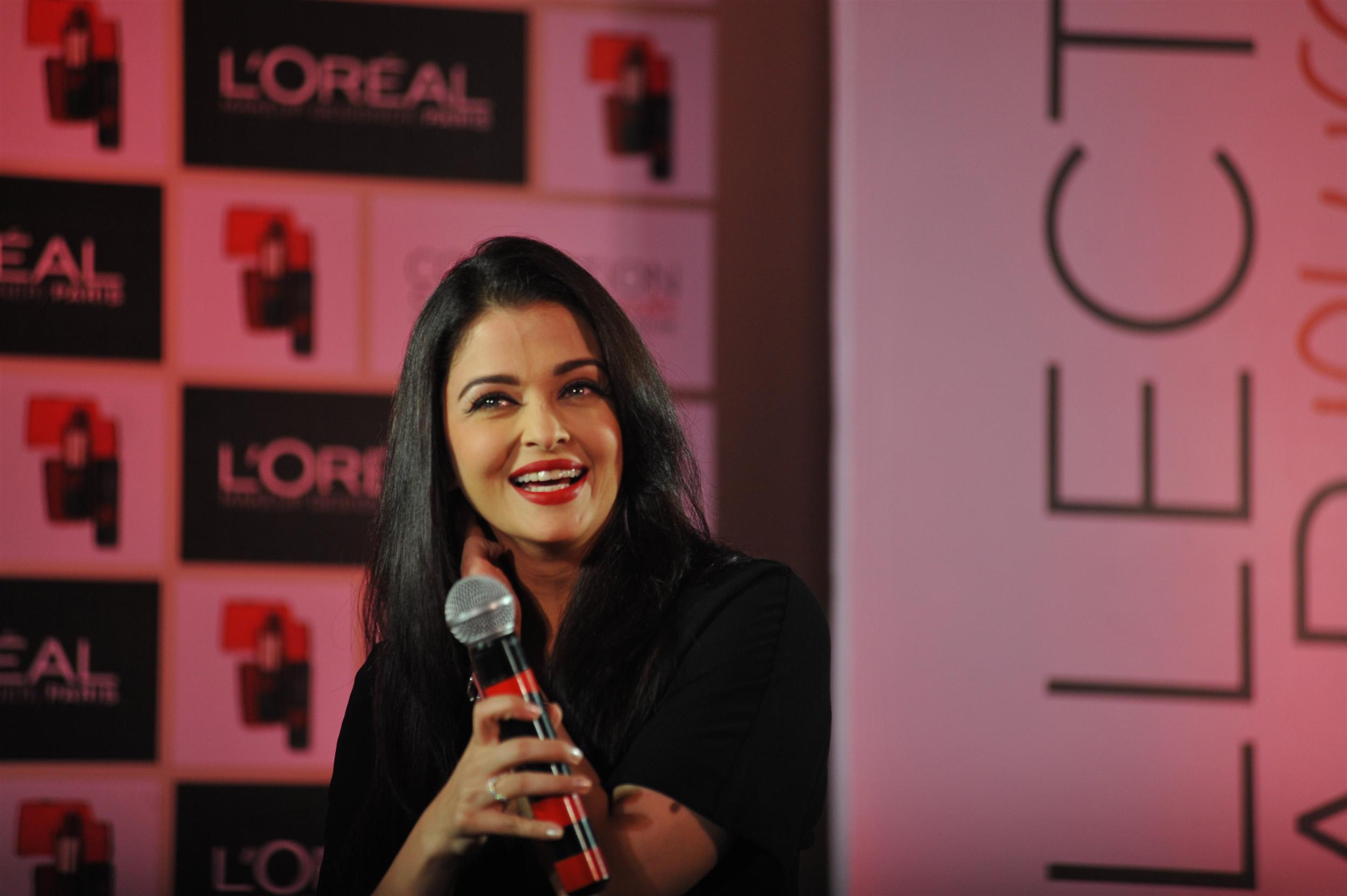 Aishwarya Rai Launch Loreal Pure Reds Collection of Lipsticks