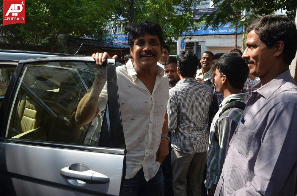 Akkineni Family Visits Sai Baba Temple