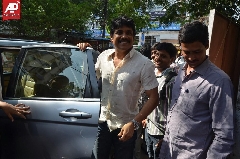 Akkineni Family Visits Sai Baba Temple