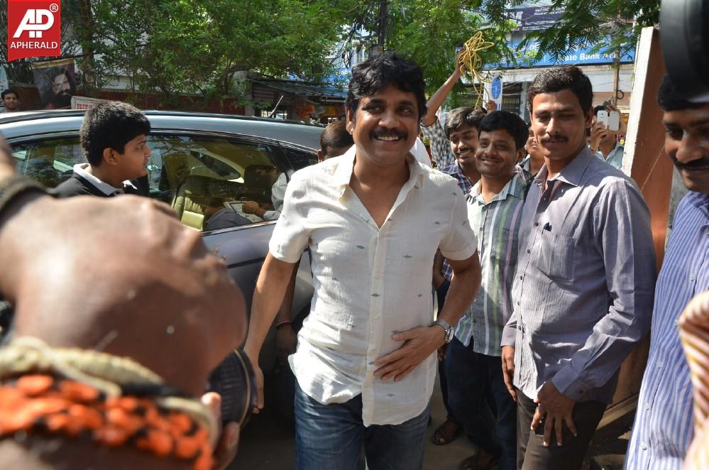 Akkineni Family Visits Sai Baba Temple