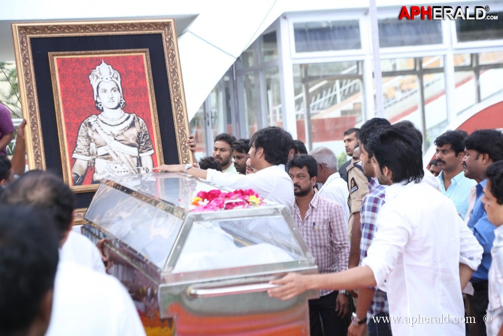 Akkineni Nageswara Rao Condolences Photos