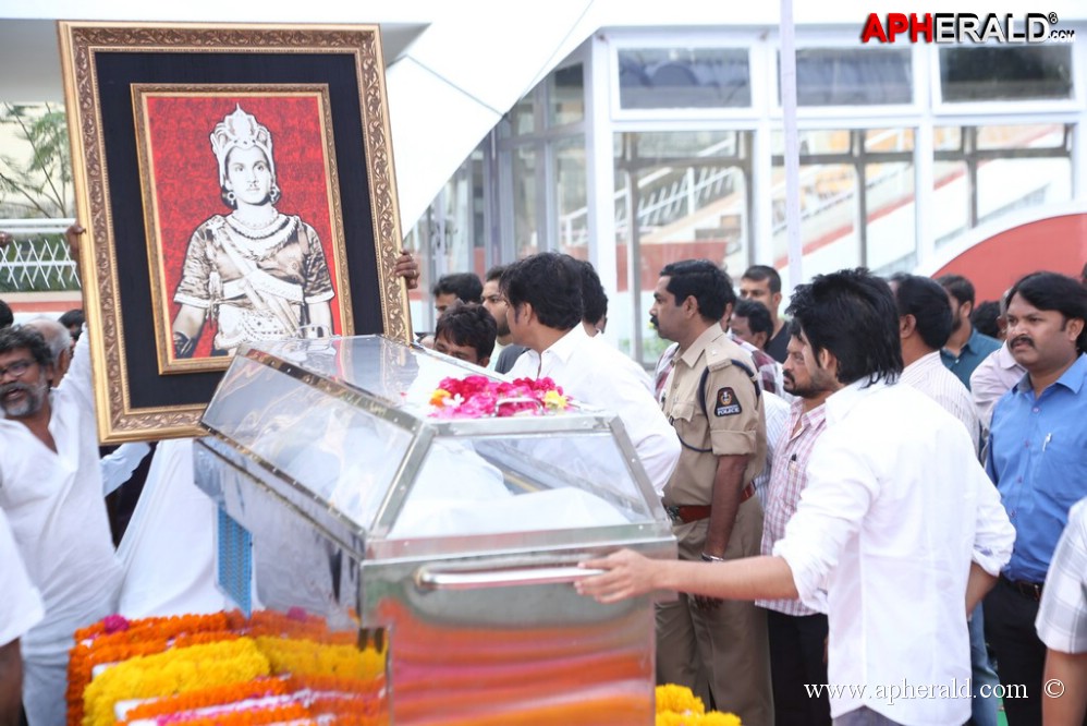 Akkineni Nageswara Rao Condolences Photos