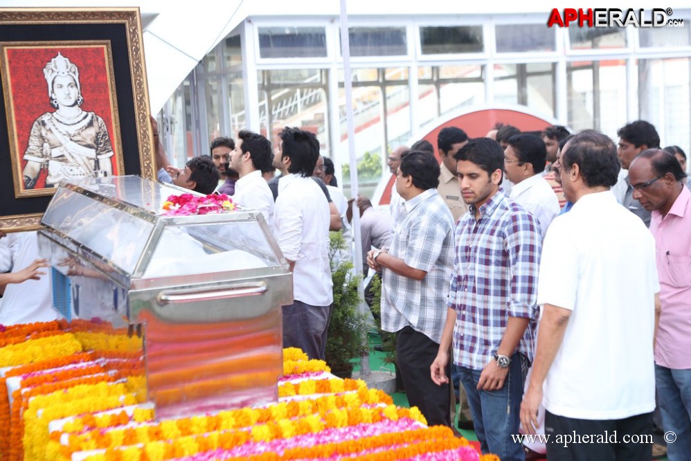 Akkineni Nageswara Rao Condolences Photos