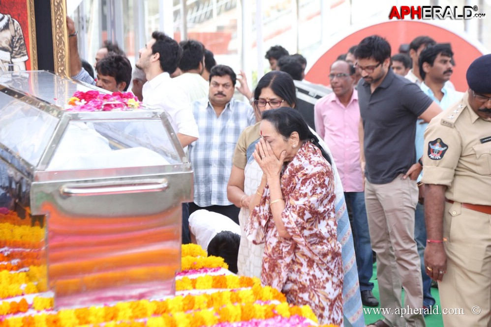 Akkineni Nageswara Rao Condolences Photos