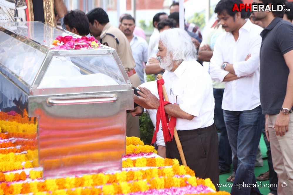 Akkineni Nageswara Rao Condolences Photos