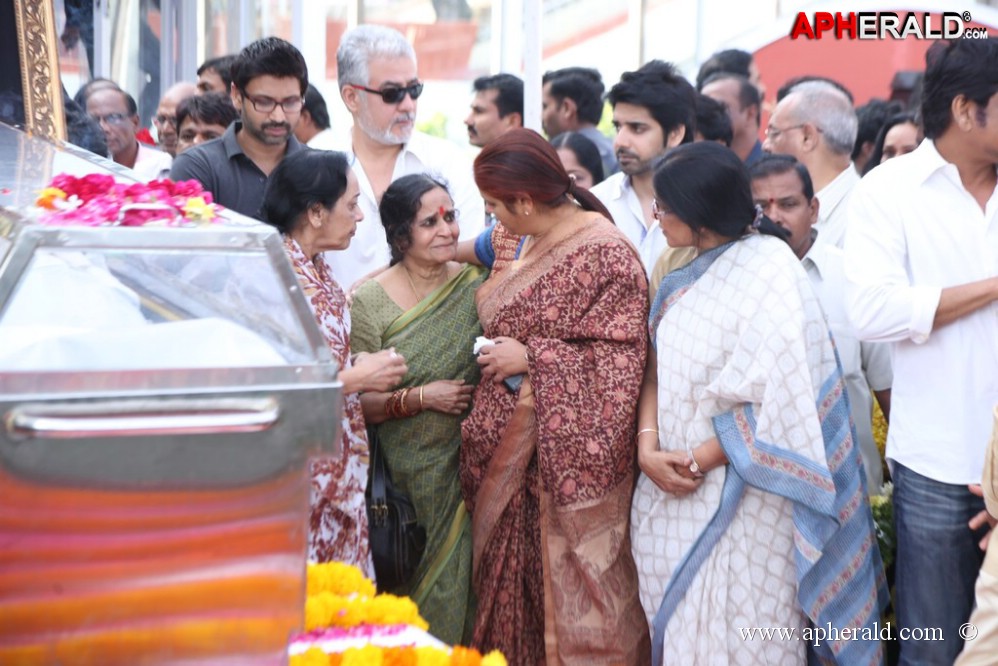 Akkineni Nageswara Rao Condolences Photos