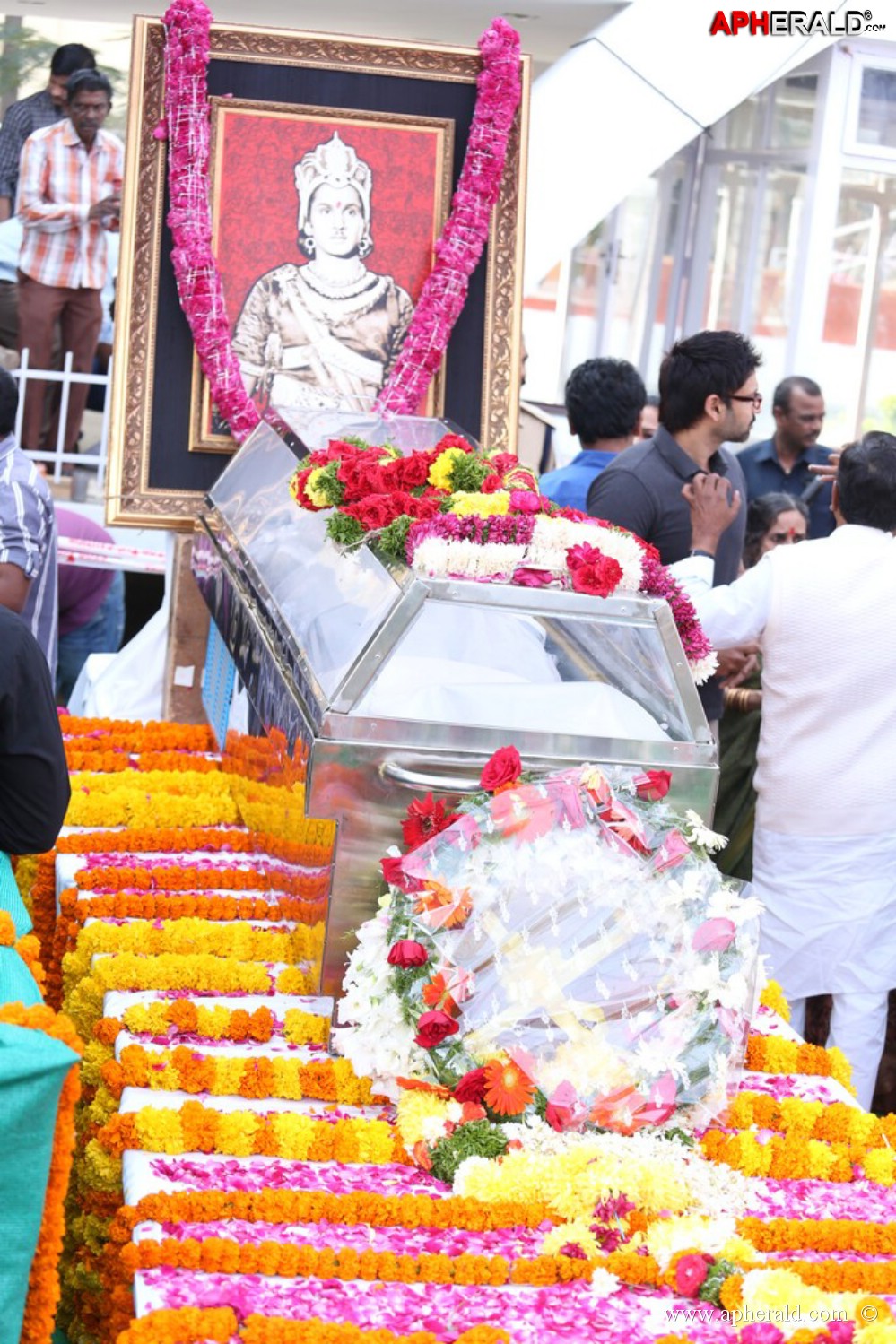 Akkineni Nageswara Rao Condolences 1