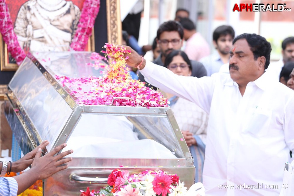 Akkineni Nageswara Rao Condolences 1