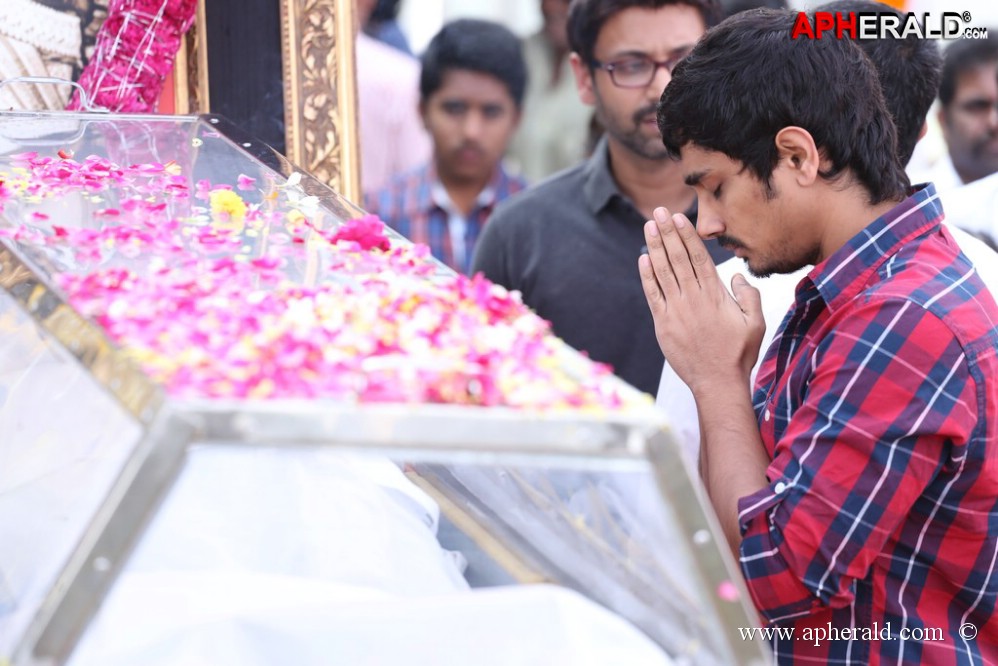 Akkineni Nageswara Rao Condolences 1