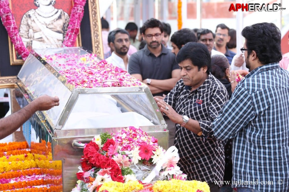 Akkineni Nageswara Rao Condolences 1