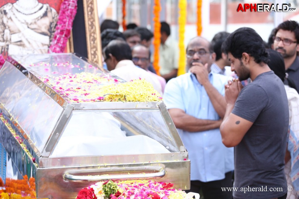 Akkineni Nageswara Rao Condolences 1