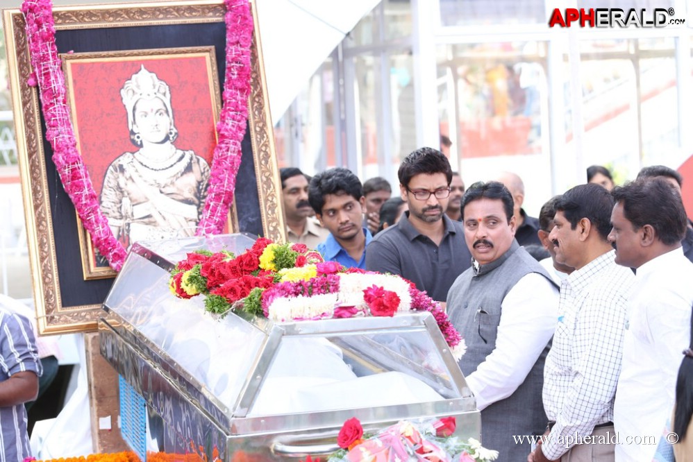 Akkineni Nageswara Rao Condolences 1