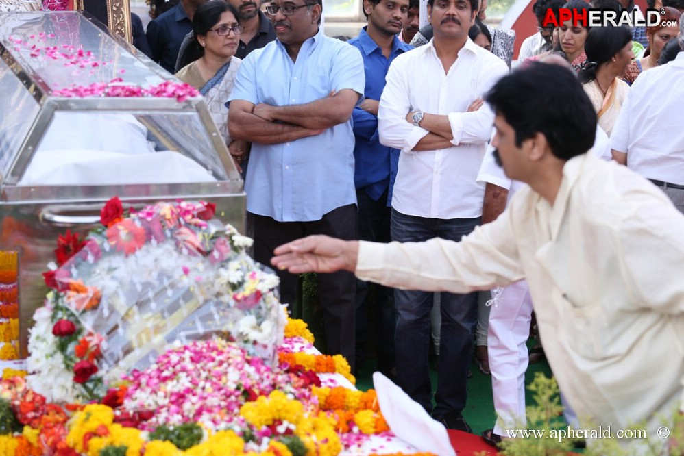 Akkineni Nageswara Rao Condolences 1