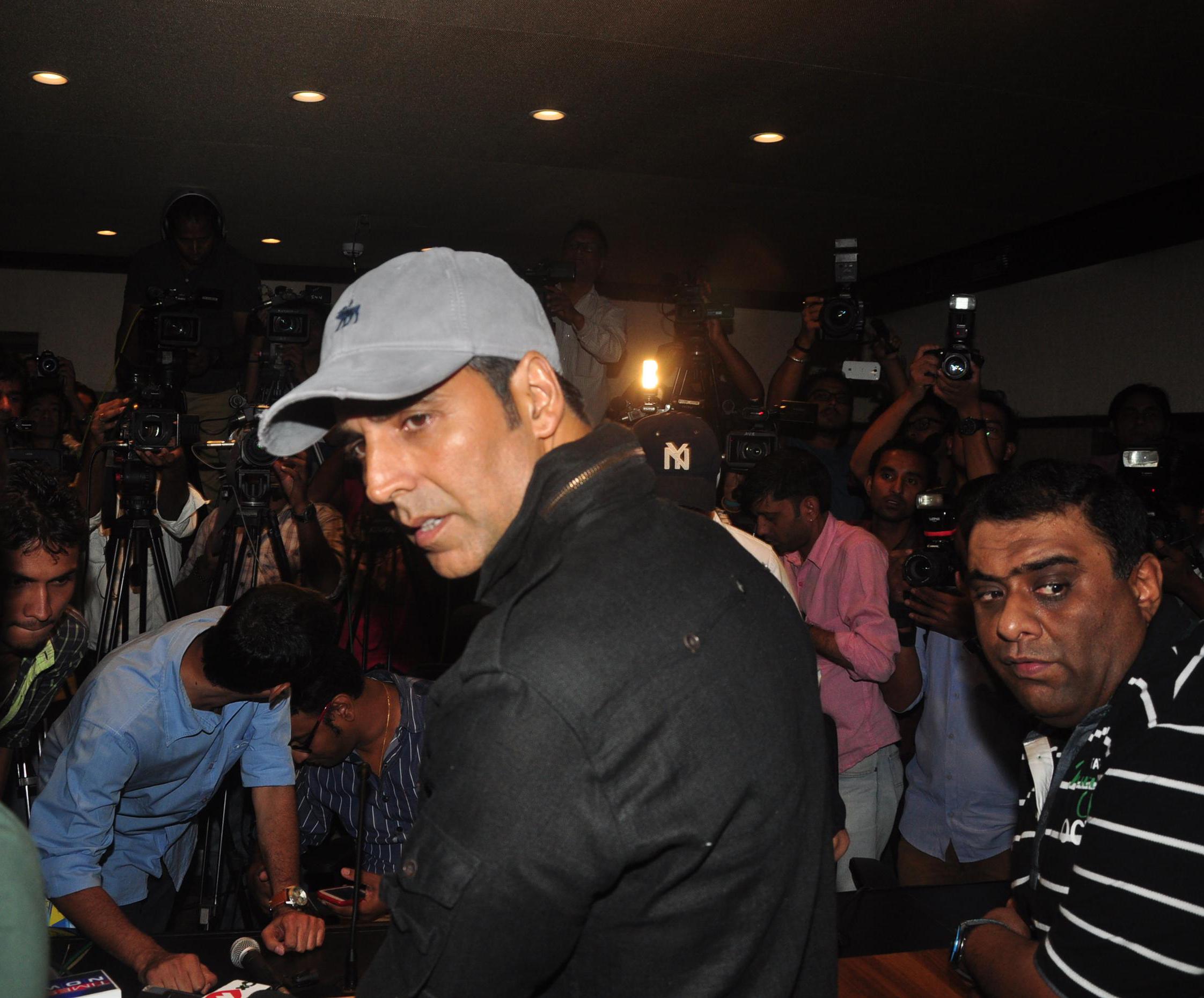 Akshay Kumar At Entertainment Song Recording