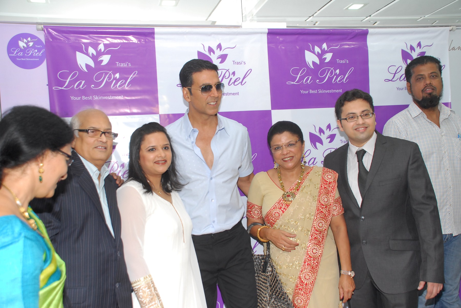 Akshay Kumar Launch La Piel Skin Clinic