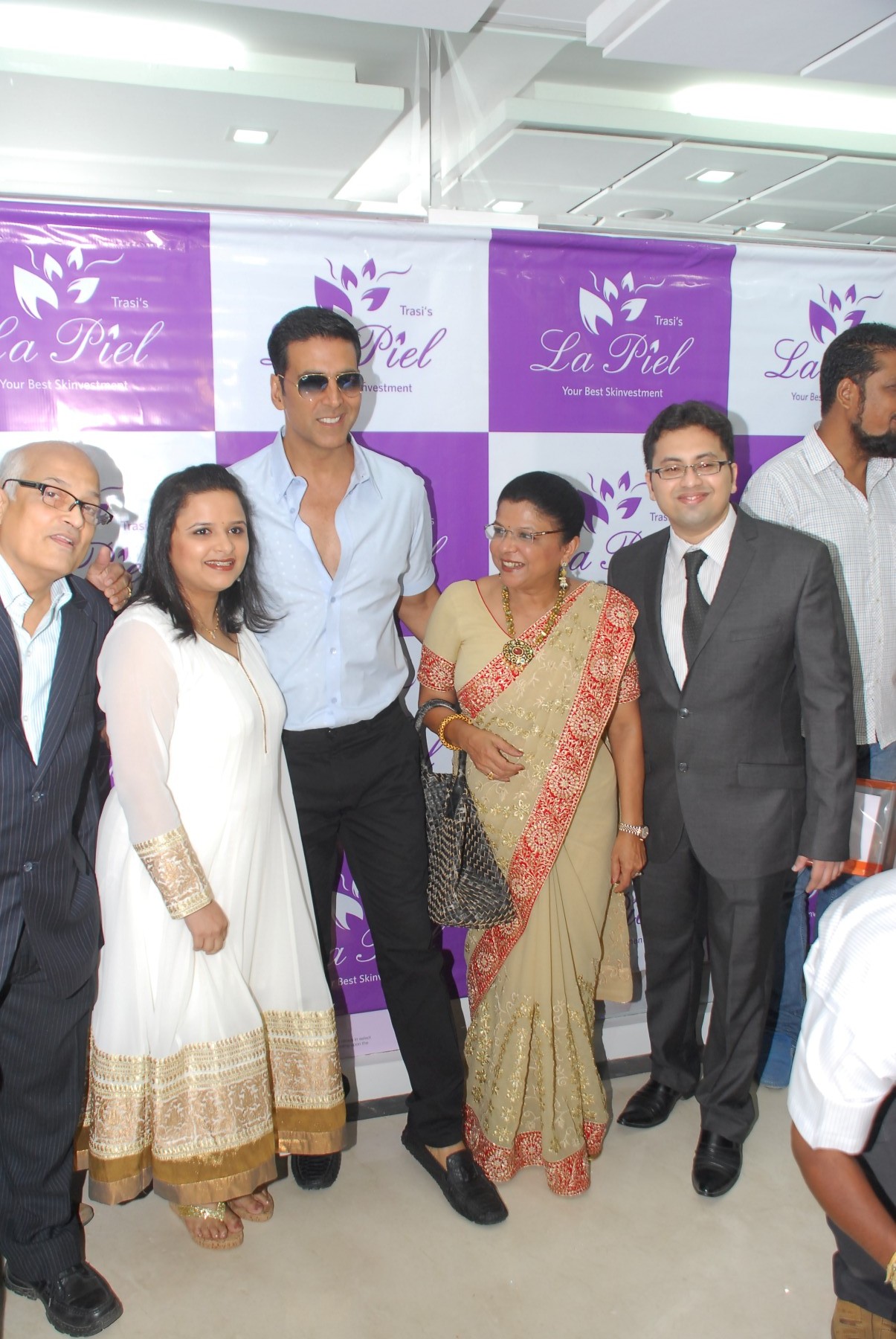 Akshay Kumar Launch La Piel Skin Clinic