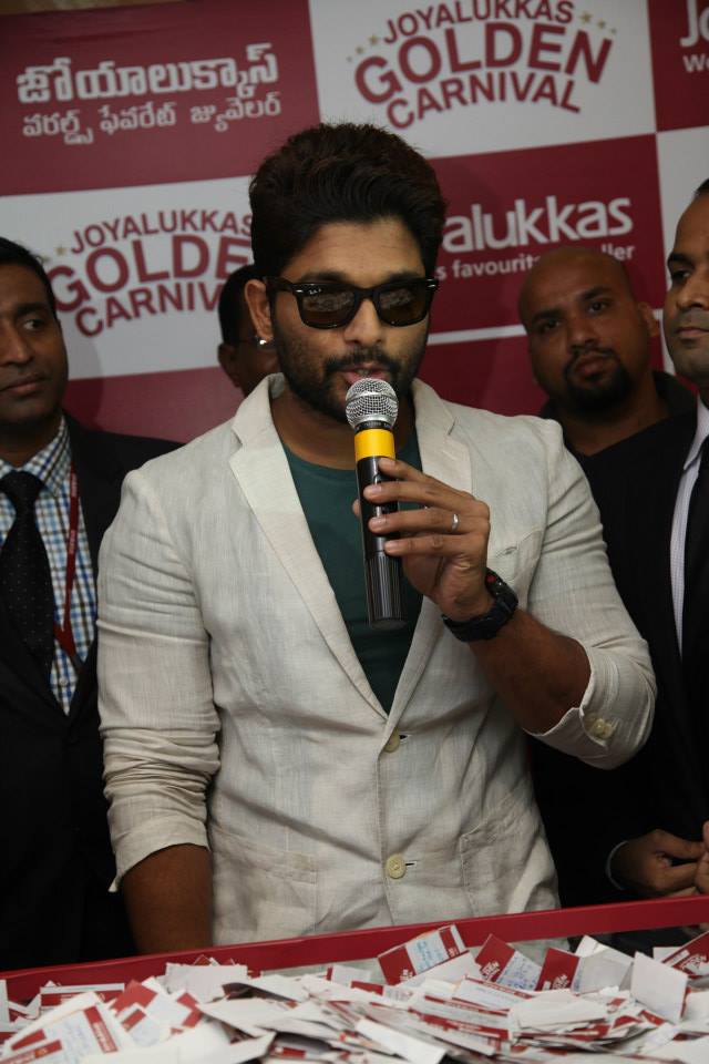 Allu Arjun at Joyalukkas promotional event