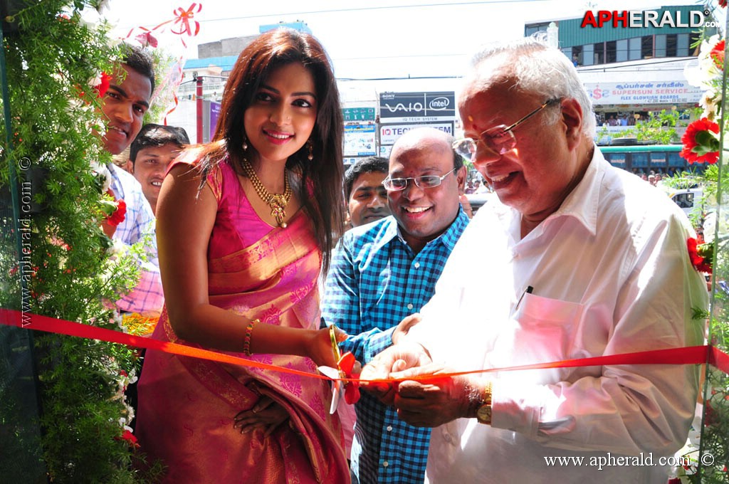 Amala Paul Launch Kalanikethan