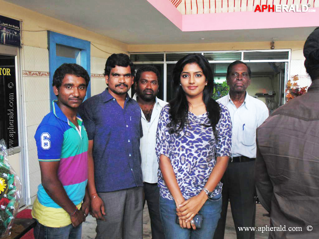 AMAT Unit Visits Hyd Theatres