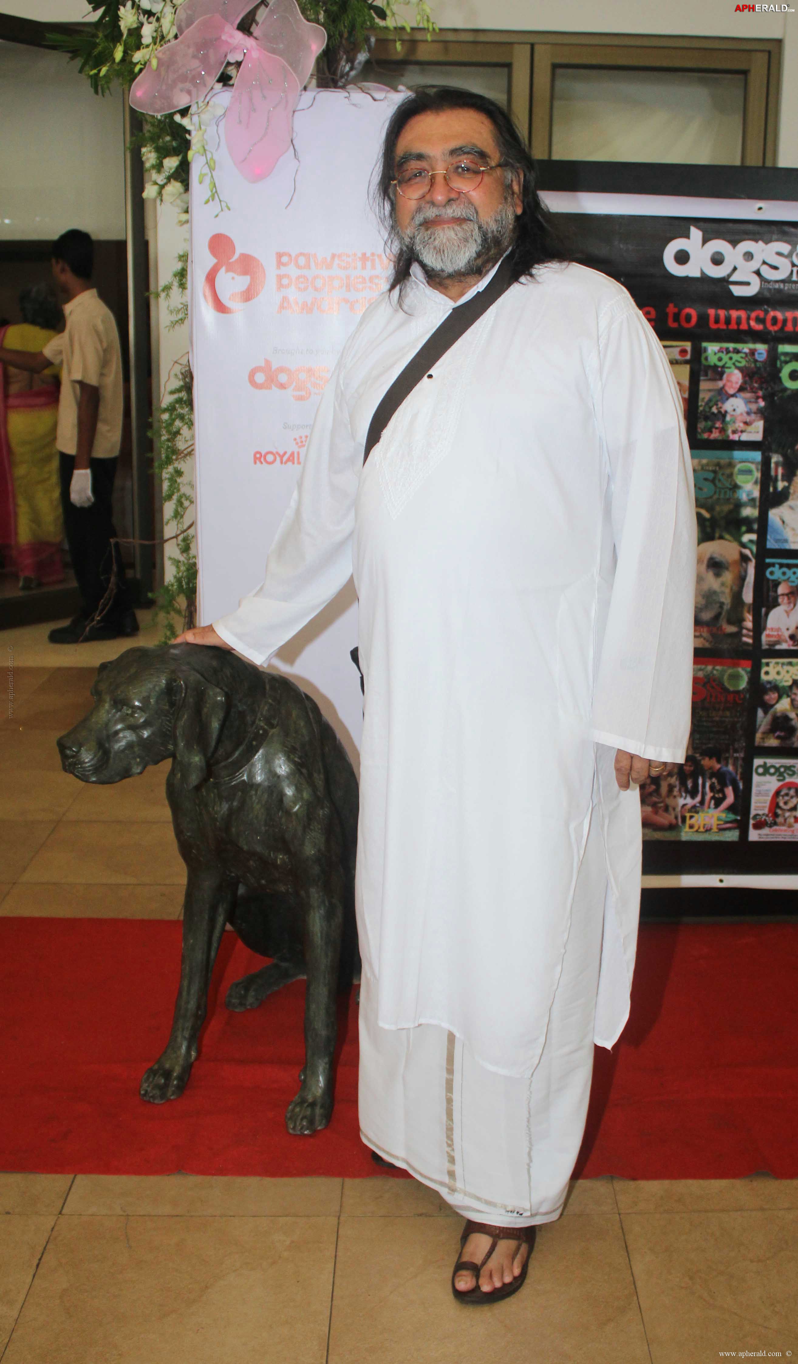 Amitabh at Pawsitive People's Awards