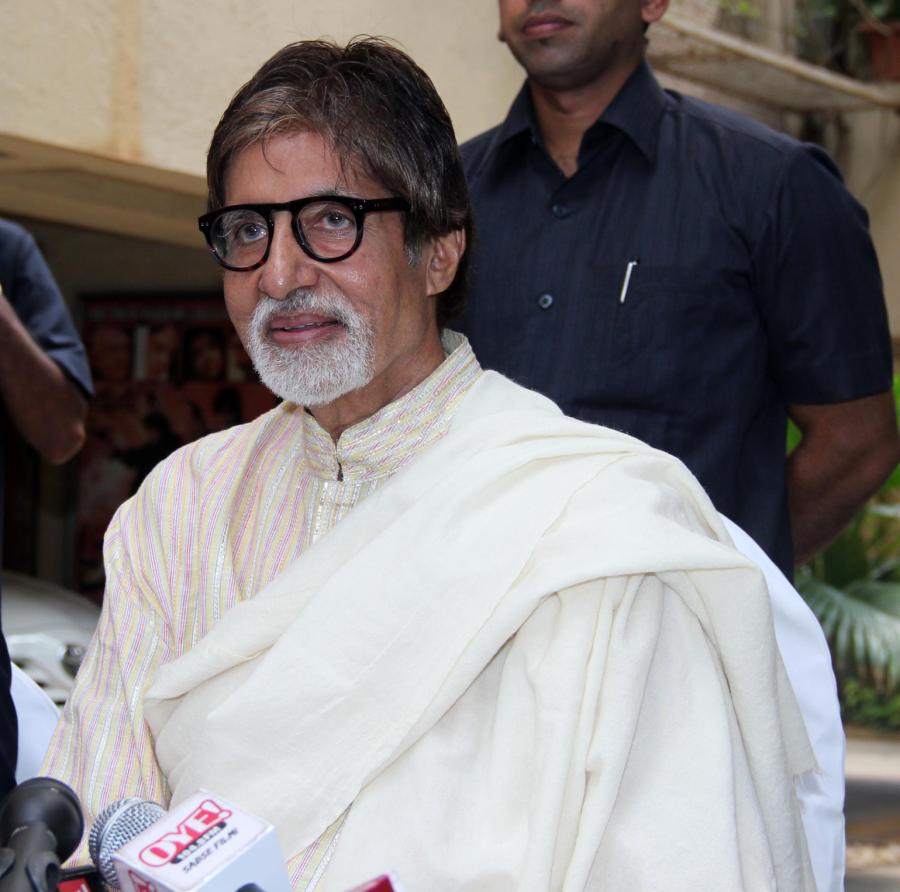 Amitabh Bachchan's 71st Birth Day Pics