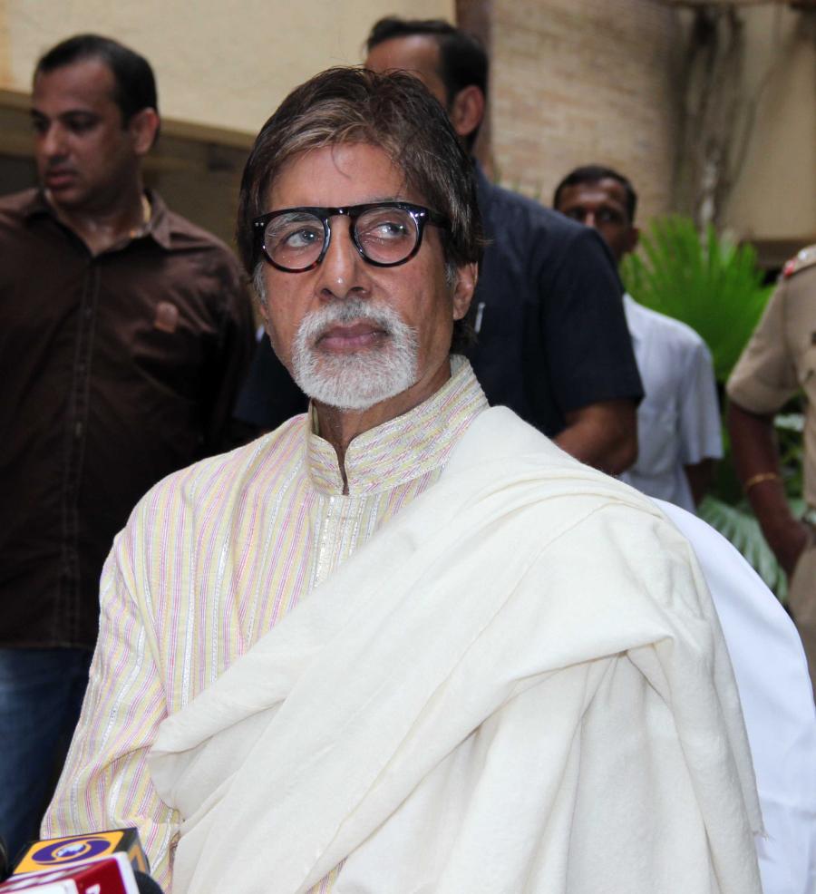 Amitabh Bachchan's 71st Birth Day Pics