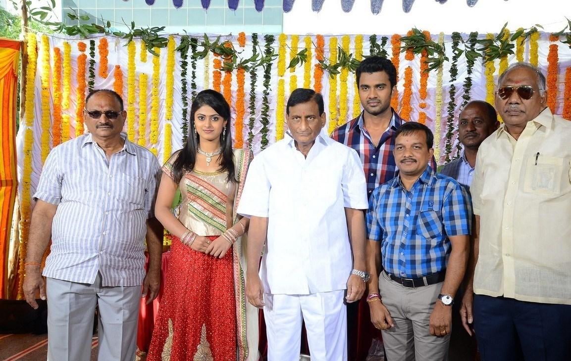 Anaganaga Oka Chithram Movie Opening Stills