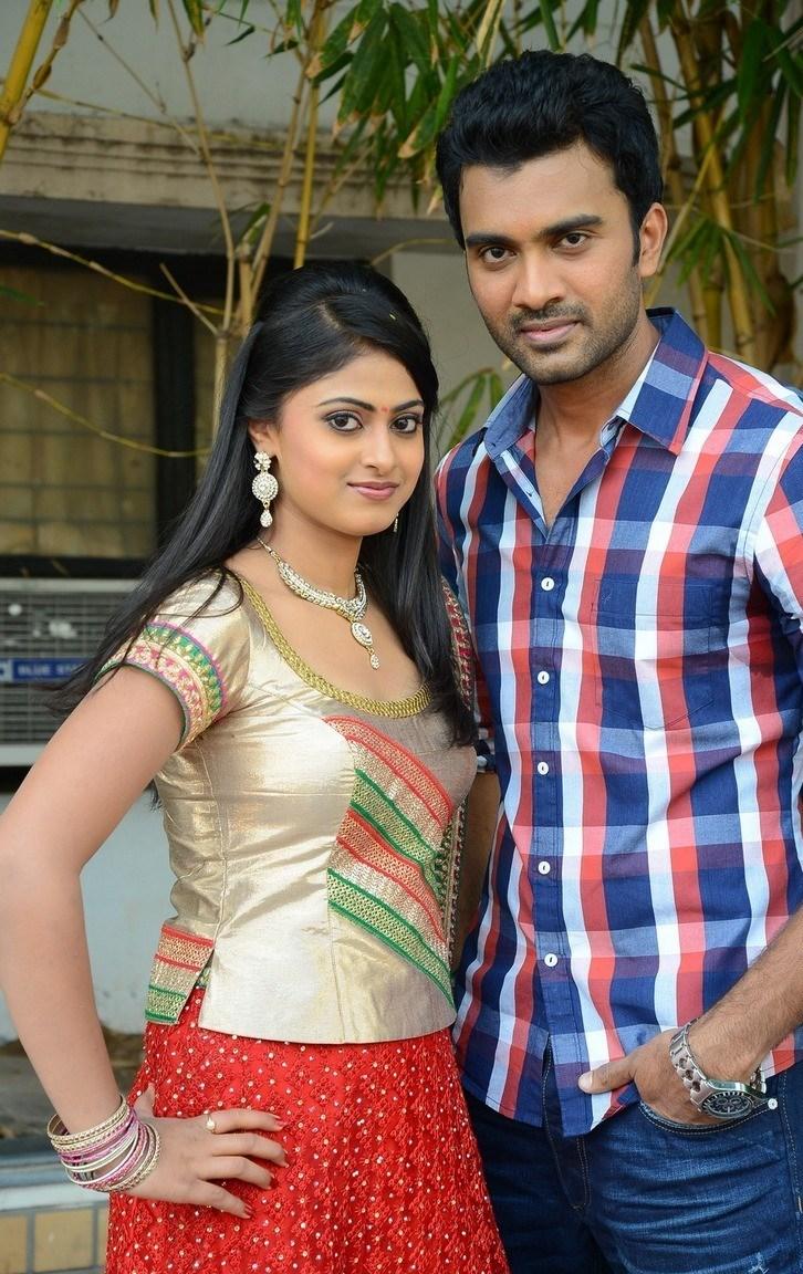 Anaganaga Oka Chithram Movie Opening Stills