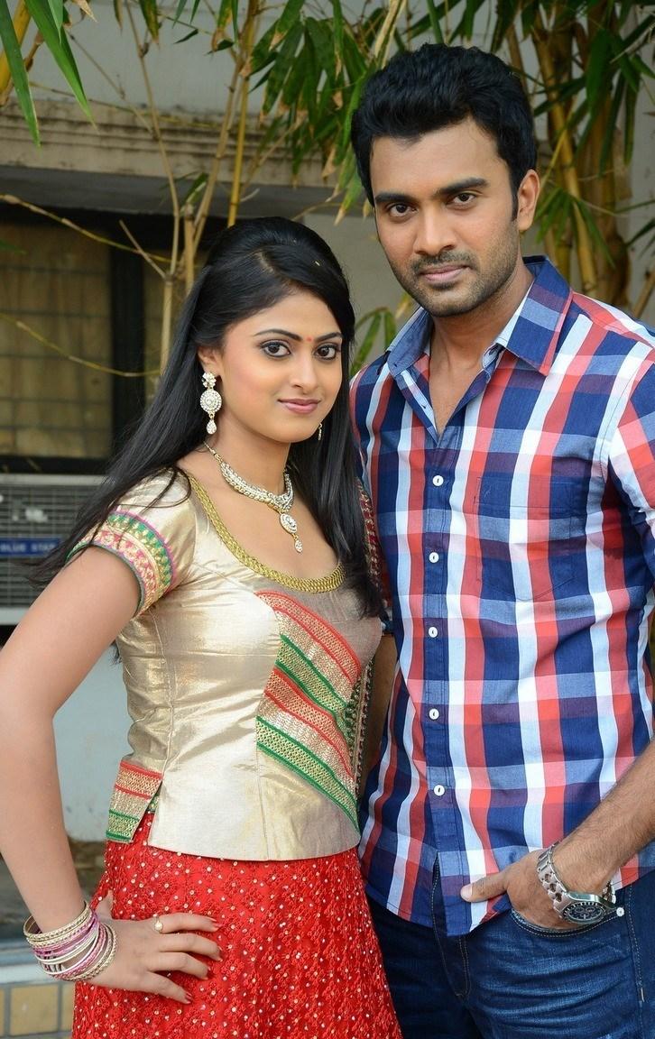 Anaganaga Oka Chithram Movie Opening Stills