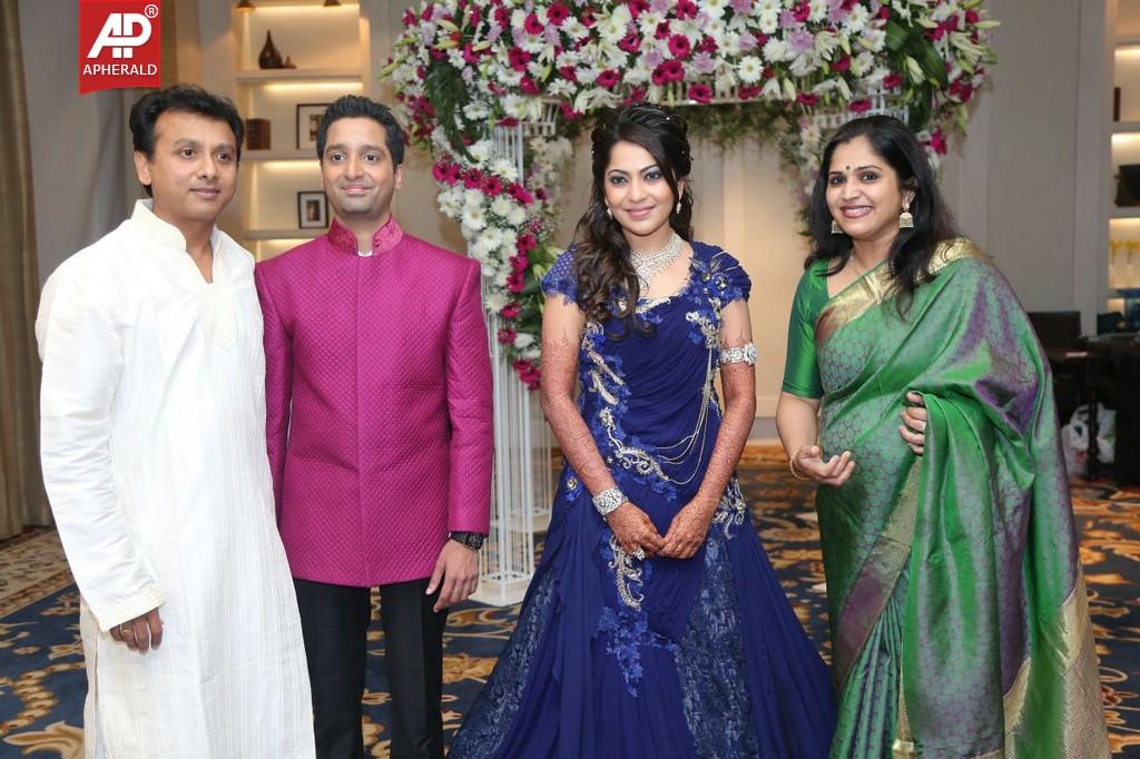 Anchor Ramya and Aparajith Wedding Reception