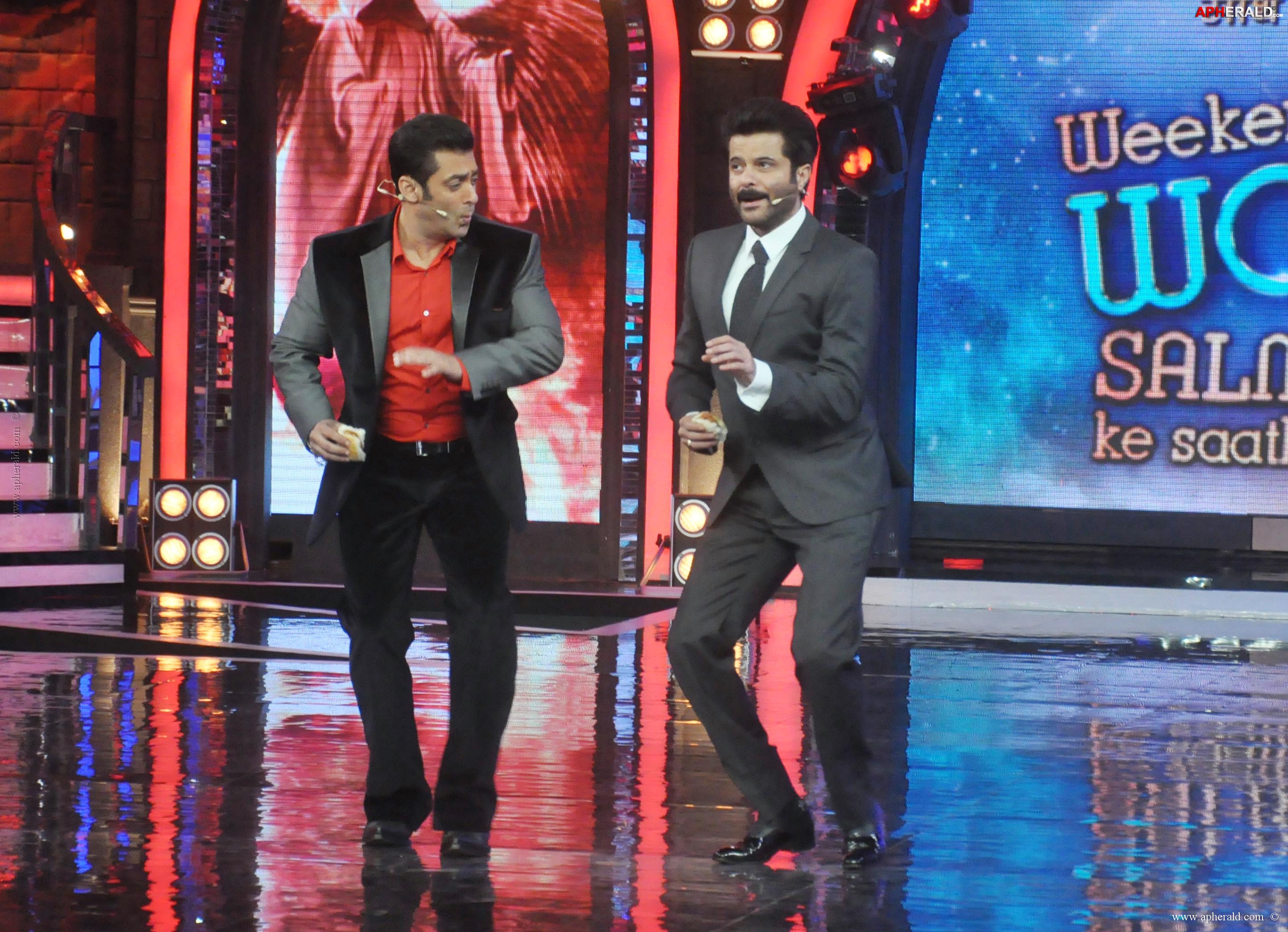 Anil Kapoor on the sets of Bigg Boss 7