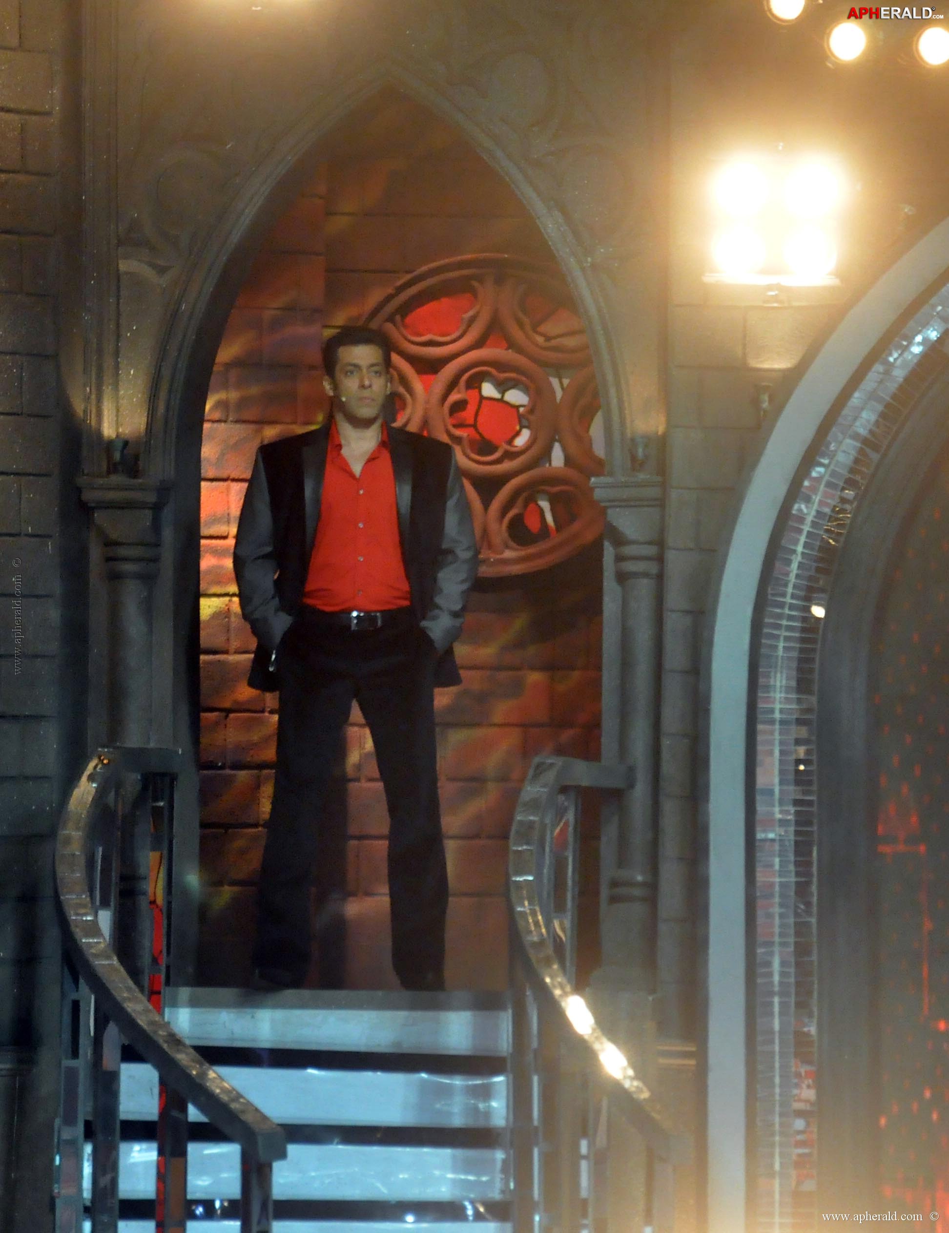 Anil Kapoor on the sets of Bigg Boss 7